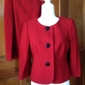 NEW Ann Taylor 2 PC Fully Lined Suit, 3/4 Sleeve Jacket, Straight Skirt, size 6